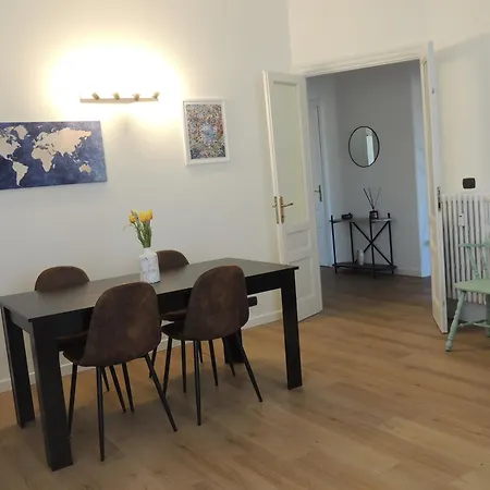 Casa Palmiero * 로마